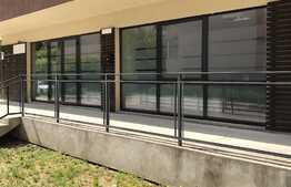 Spatiu comercial 119 mp utili, cu 6 locuri de parcare incluse