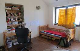 Casa cuplata de vanzare, 145 mp, teren 433 mp, front 10 ml, zona linistita!