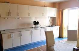 De vanzare apartament 2 camere, 53 mp, garaj, zona strazii Bucuresti