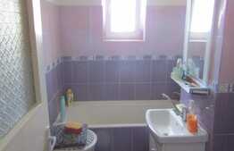 De vanzare apartament 2 camere, 51,23 mp, decomandat, boxa, zona Piata Flora