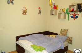 2 camere de vanzare, 56 mp utili, cu loc de parcare inclus, zona Piata Floresti