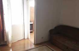 De vanzare garsoniera, 28 mp, etaj intermediar, zona Big