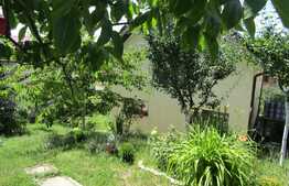 Casa de vanzare, 174,84 mp utili, teren 472,84 mp, zona linistita de case!