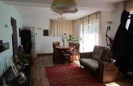 Casa de vanzare, 174,84 mp utili, teren 472,84 mp, zona linistita de case!