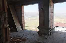 Vanzare duplex, 220 mp utili, 300 mp teren, zona rezidentiala de case/vile