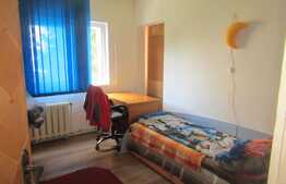 4 camere, 82 mp, decomandat, etaj intermediar, boxa, parcare, zona 1 Decembrie