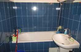 3 camere, 65 mp, decomandat, garaj, parcare, boxa, zona Nicolae Titulescu