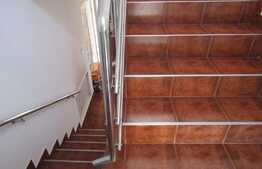 Casa individuala, 212,35 mp, teren de 403 mp, front stradal 16 ml, zona Plopilor