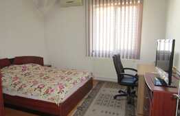 Casa individuala, 212,35 mp, teren de 403 mp, front stradal 16 ml, zona Plopilor