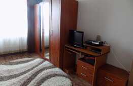 Apartament de vanzare, 4 camere, 72 mp! Parcare cu CF! Zona strazii Tineretului!