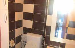 Apartament cu 2 camere, decomandat, 42 mp, etaj intermediar, zona Sirena