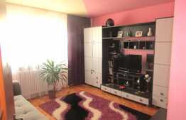 Apartament cu 2 camere, decomandat, 42 mp, etaj intermediar, zona Sirena