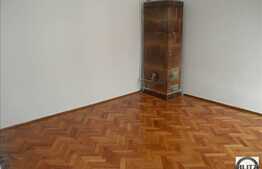 Apartament cu 1 camera, 30 mp utili, loc parcare si boxa, zona strazii Horea