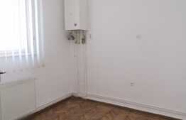Apartament 2 camere, 54 mp, terasa 39 mp, zona strazii Decebal