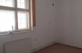 Apartament 2 camere, 54 mp, terasa 39 mp, zona strazii Decebal