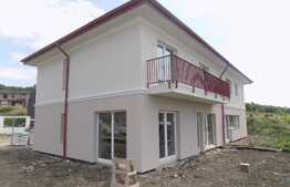 Duplex 120 mp utili, teren de 280 mp, semifinisat, zona Bulevardul Muncii