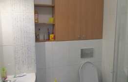 Apartament 4 camere, 97 mp, decomandat, 3 parcari, boxa, zona Primariei Baciu