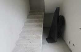 Duplex cu 4 camere, 112 mp utili, teren de 100 mp! Zona de case! Semifinisat!