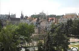 2 cam, P-ta Mihai Viteazu!