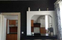 Apartament 2 camere, 81 mp, boxa la subsol, zona strazii Horea