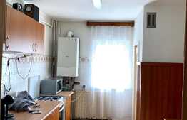 Apartament 3 camere, decomandat, 70 mp, zona UMF