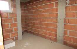 Duplex semifinisat, 158 mp, teren 350 mp, zona Someseni!