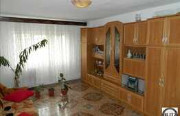 Vanzare apartament 2 camere,55 mp utili,boxa la subsol,zona strazii Aurel Vlaicu