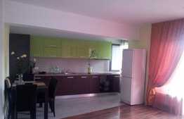 Apartament 2 camere, 68 mp, etaj intermediar, terasa 9 mp, zona strazii Plopilor