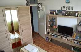 Apartament 2 camere, decomandat, 50 mp, logie, boxa subsol, zona strazii Dunarii