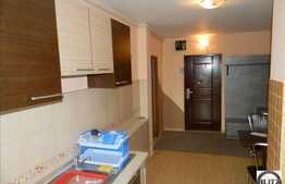 Strada Dorobantilor, apartament de vanzare, 55 mp. Loc de parcare si boxa!