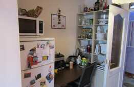 3 camere, decomandat, 65 mp, etaj intermediar, boxa, zona BRD