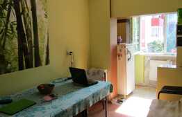 Apartament, 2 camere, decomandat, 50 mp, etaj intermediar, zona Interservisan