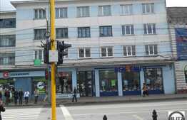 Ultracentral, 2 cam recent renovat!