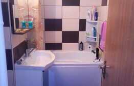 Apartament 2 camere, 38 mp, etaj intermediar, boxa, zona Piata Mihai Viteazu