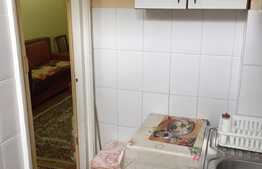 Garsoniera de vanzare, 28 mp, etaj intermediar, zona Mercur