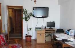 Apartament 2 camere, 52, 4 mp, decomandat, etaj intermediar, zona Piata Marasti