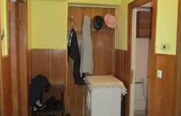 Apartament 2 camere, 52, 4 mp, decomandat, etaj intermediar, zona Piata Marasti