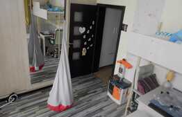 2 camere, 59.79 mp, 2 balcoane, decomandat, zona strazii Eroilor! Cu parcare!