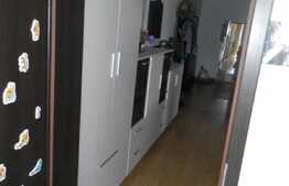 2 camere, 59.79 mp, 2 balcoane, decomandat, zona strazii Eroilor! Cu parcare!