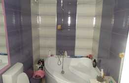 Apartament cochet cu GRADINA, 3 camere, parcare! Zona strazii Stejarului!