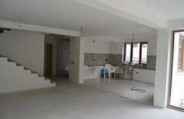 Casa individuala, 220 mp utili, teren de 500 mp, front 20 ml