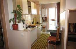 Vanzare 2 camere, 50 mp, balcon, zona strazii Eroilor! Parcare!