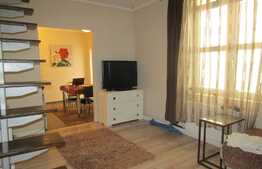 Vanzare casa cuplata, 92 mp utili, 385 mp teren, zona semicentrala