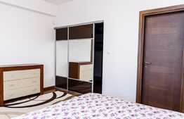 Apartament 4 camere, 110 mp, terasa 60 mp, garaj, parcare, zona strazii Mircea Eliade