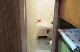 3 camere, decomandat, 70 mp, etaj intermediar, garaj, zona strazii Ion Mester