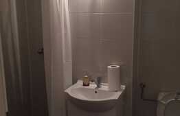 Apartament 3 camere, 83 mp, decomandat, parcare, zona strazii Bucium, pet friendly