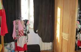 4 camere, decomandat, 78 mp, etaj intermediar, zona strazii Calea Floresti