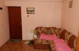 Garsoniera de vanzare de 43 mp, decomandata! Zona strazii Stejarului!