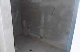 Apartament cu 2 camere, 57 mp! Semifinisat! Zona strazii Florilor! Parcare!