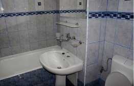 2 camere LA CHEIE!  46 mp, decomandate, mobilat modern, zona Piata Marasti